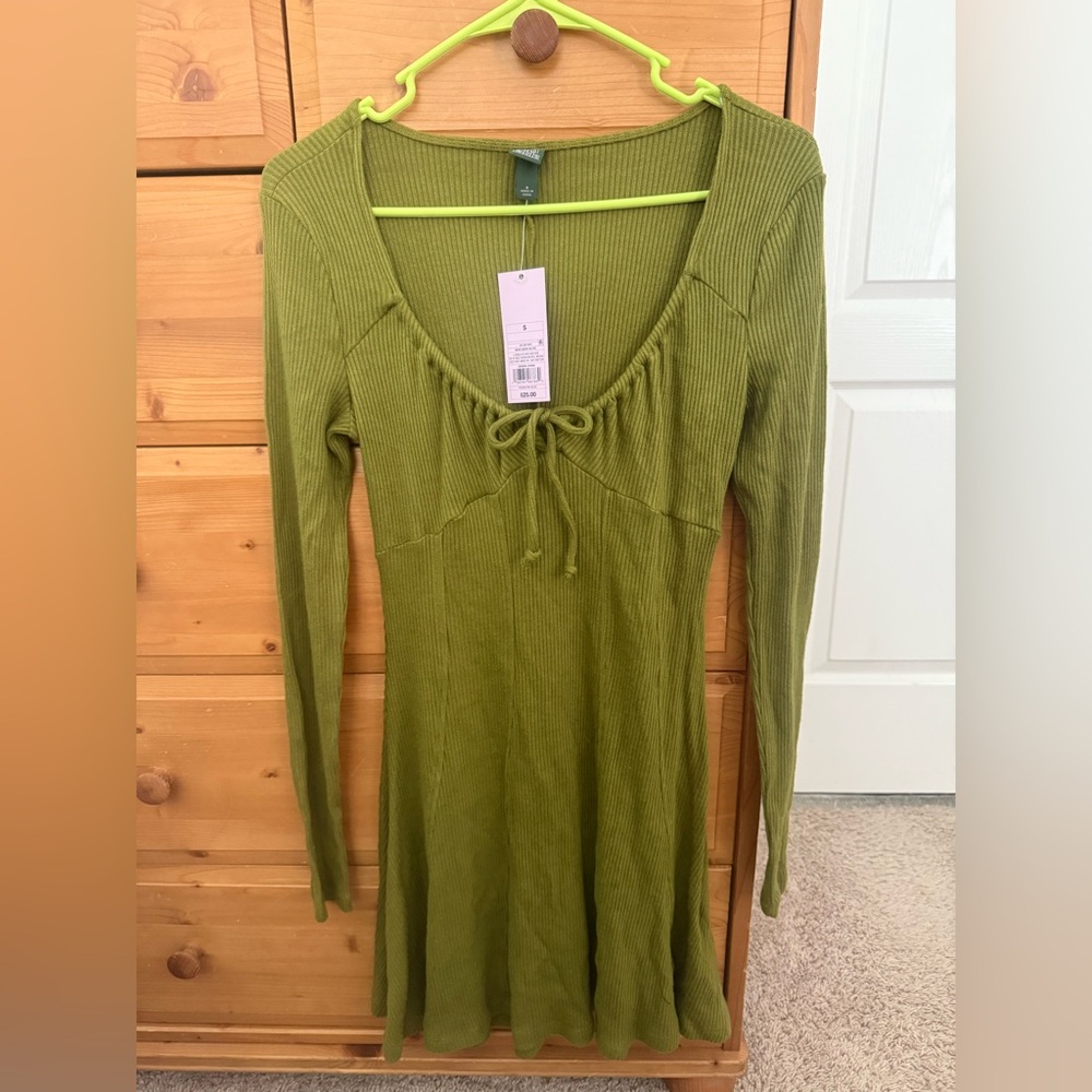 Wild Fable Olive Long Sleeve Dress